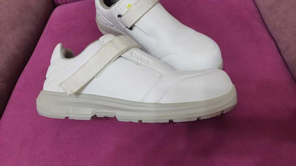 Saboti hidrofugi UVEX Sport S2 Low Shoe ESD marimea 39