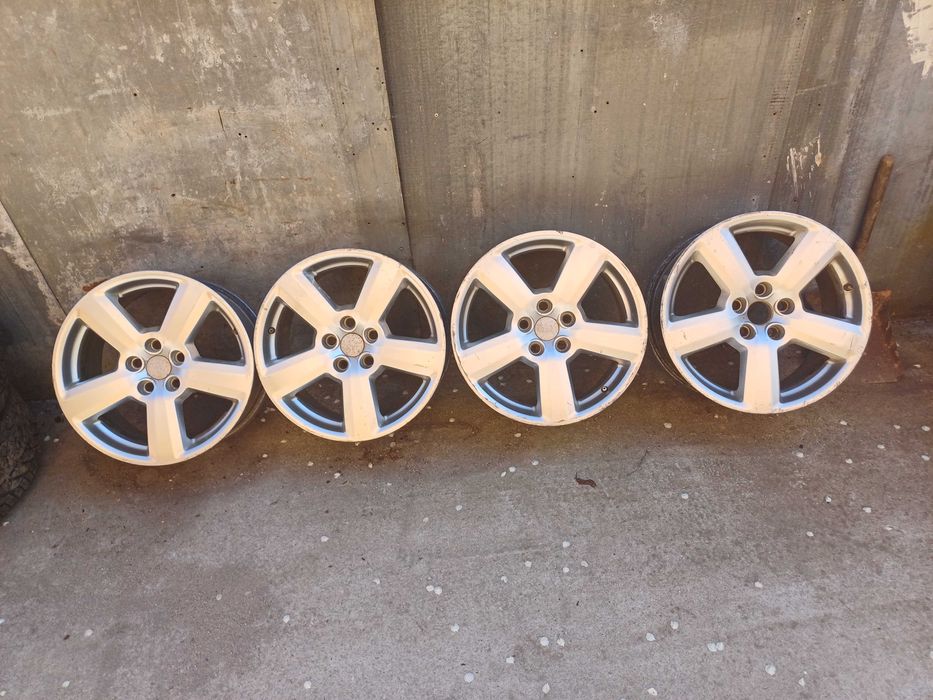 Продавам джавти 17ски 5х112