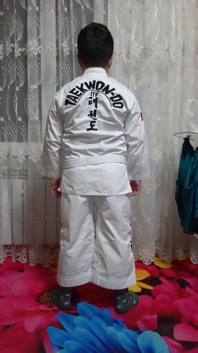 Форма  для Тейквандо.