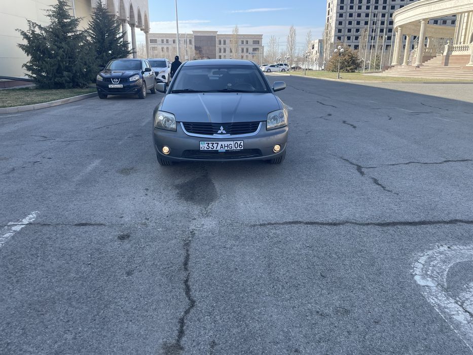Митсубиси галант