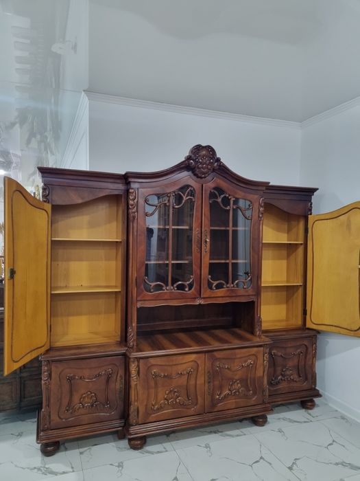 Шкаф( Румыния),Ренессанс,ХХ век.