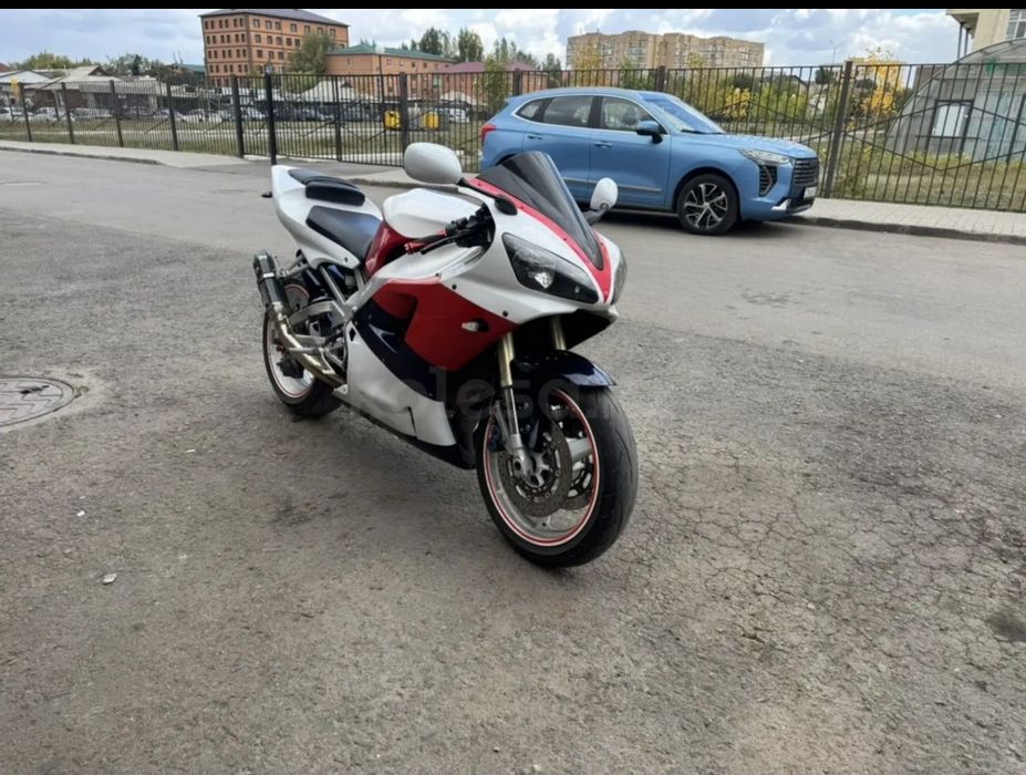 Продам мотоцикл Yamaha r1