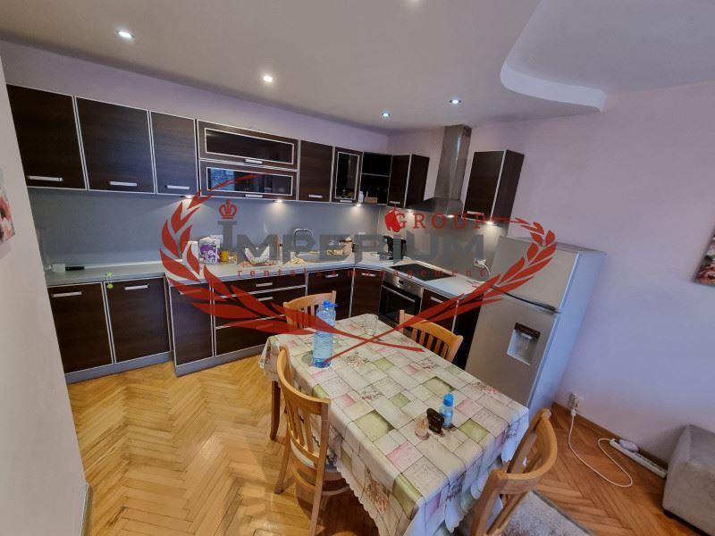 Дава се под наем Тристаен апартамент в Варна, Левски - 70 кв.м за 573.24 € - Снимка #5