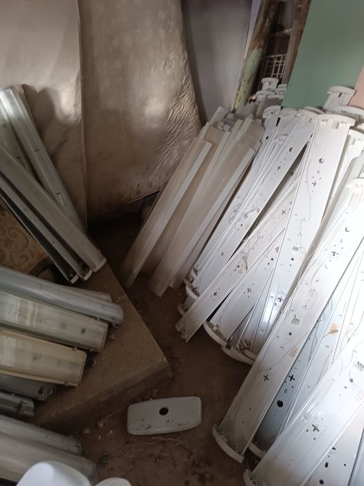 Продается светильники разные