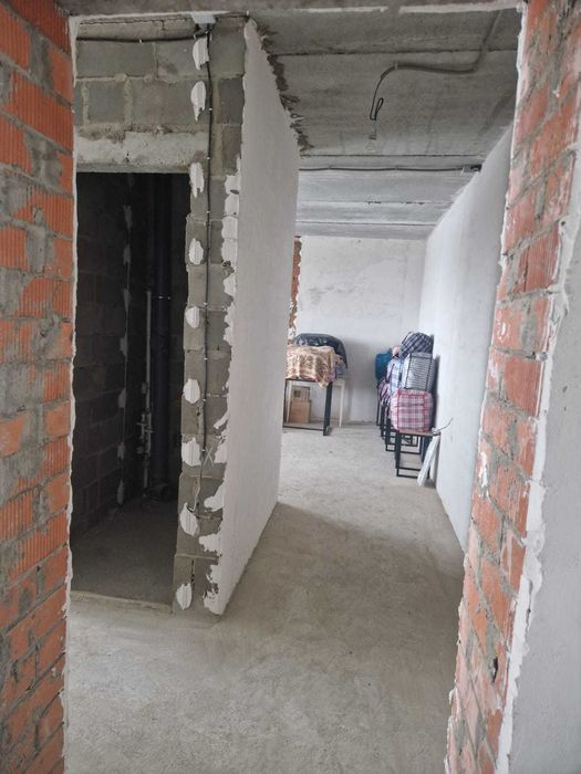 Продам  2комн новостройку 66кв.