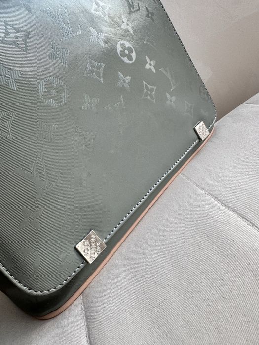 Чанта Louis Vuitton