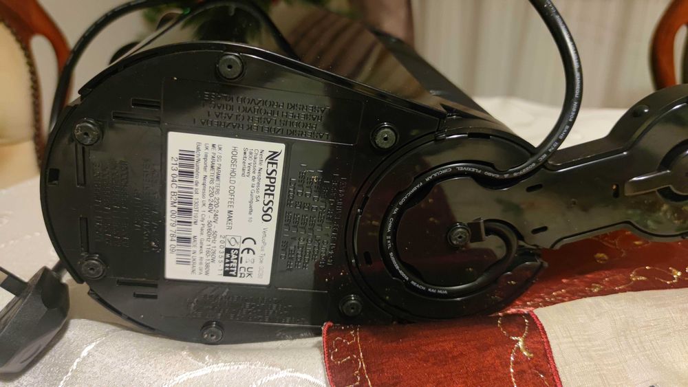 Кафе машина Nespresso veturo plus megamix