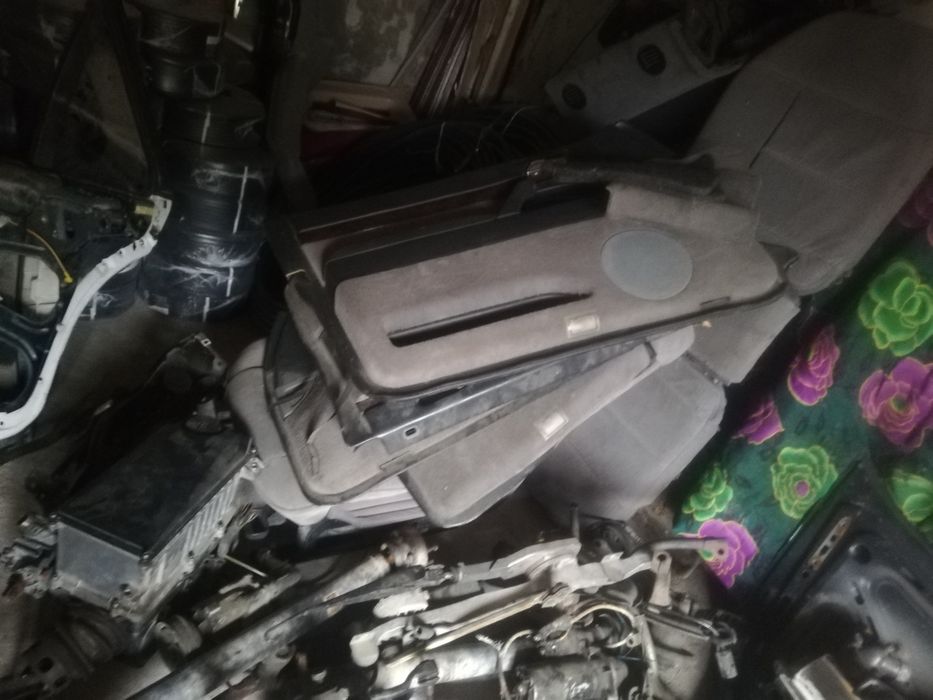Авто запчасти на мерседес 140