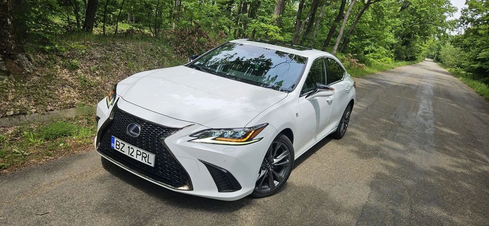 Lexus Seria ES Lexus es300h F sport