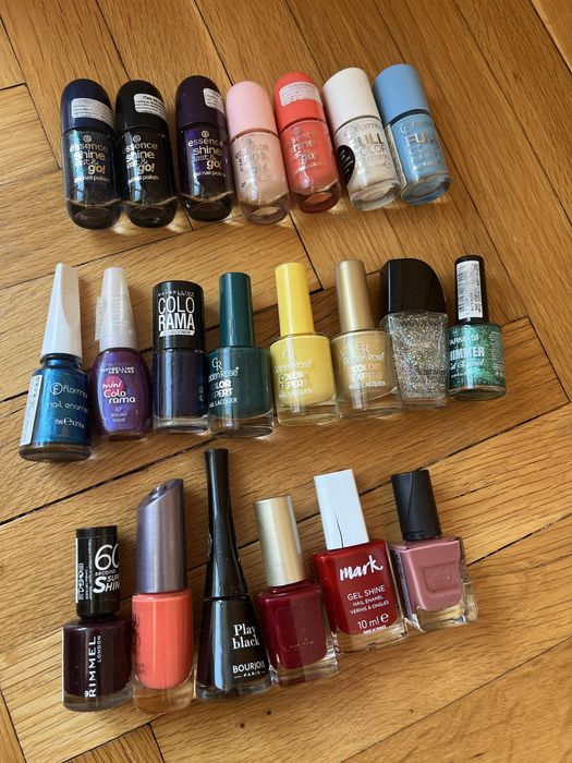 Лак за нокти - 21 броя комплект /сет различни цветове