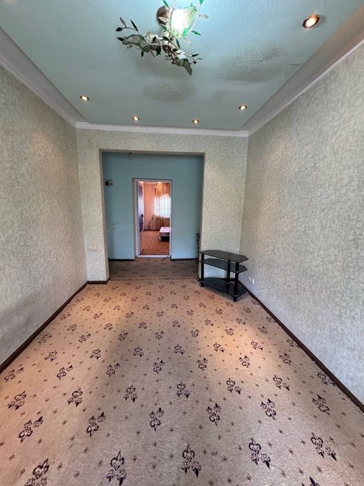 Super lokatsyadan zolotoy qavatdan zo'r narxda 2 xonalik kvartira soti