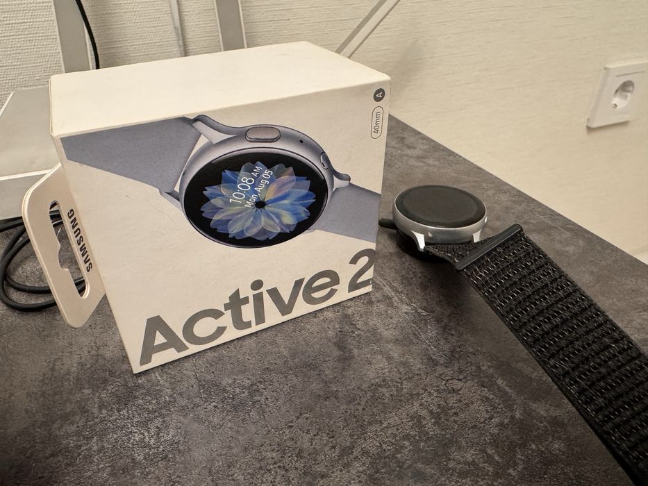 Smart часы samsung Active 2