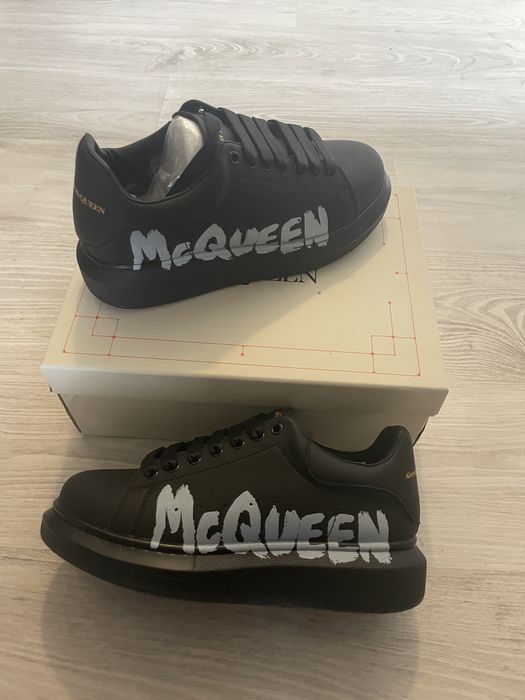 Alexander McQUEEN Noi