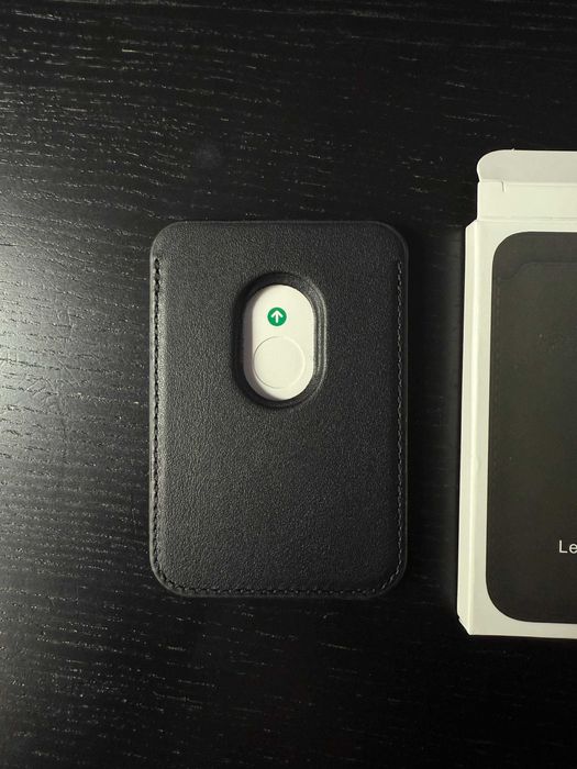 Portofel Apple iPhone FineWoven Wallet cu MagSafe Piele Negru