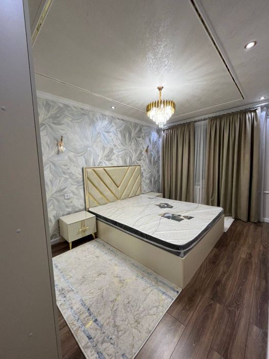 Продается 3 комнатная кватира шахристанском