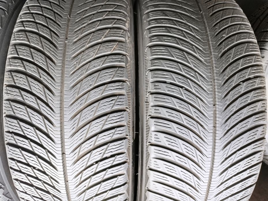 Patru Anvelope de iarnă 235 60 18 Michelin