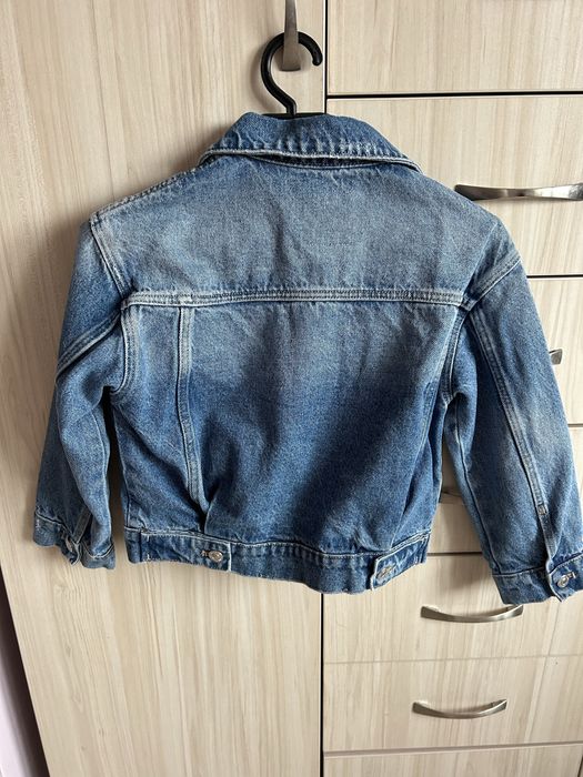 Дънково яке Zara за момиче отлично