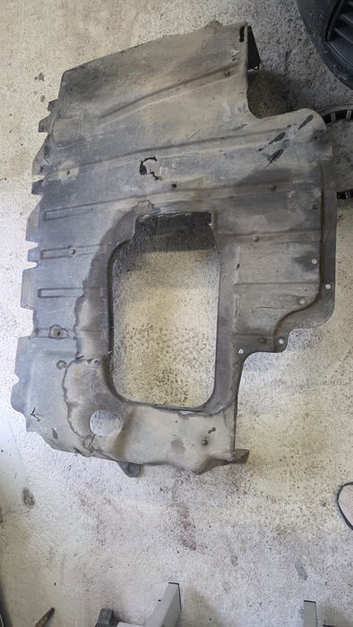 Кора под мотор Vw Golf 3