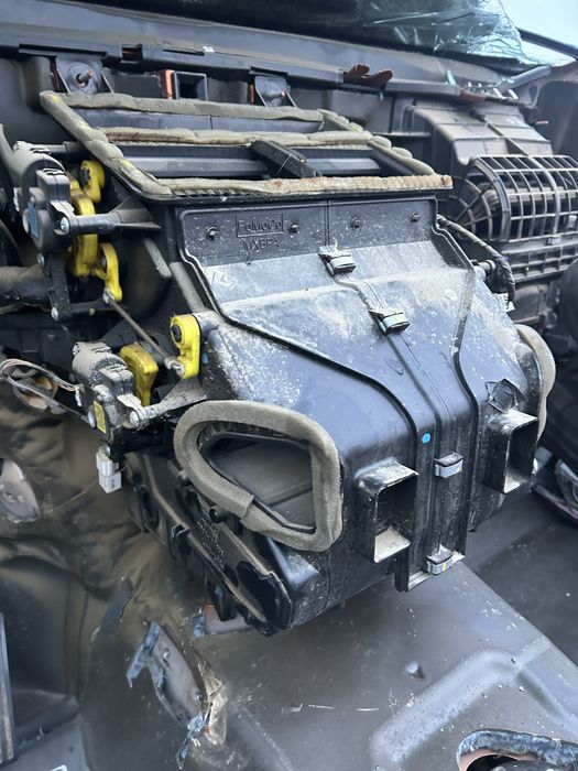 Carcasă aerotermă completă Ford Ranger Wildtrak 2017 volan stânga