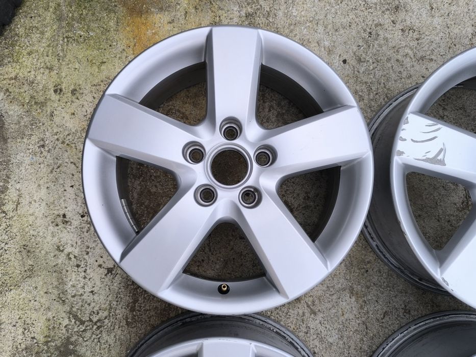 16 цола джанти от Volkswagen Caddy Golf