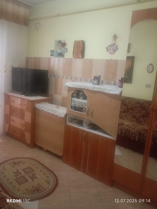 Proprietar închiriez apartament două camere decomandate