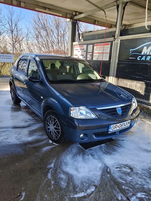 Vând Dacia Logan 2007