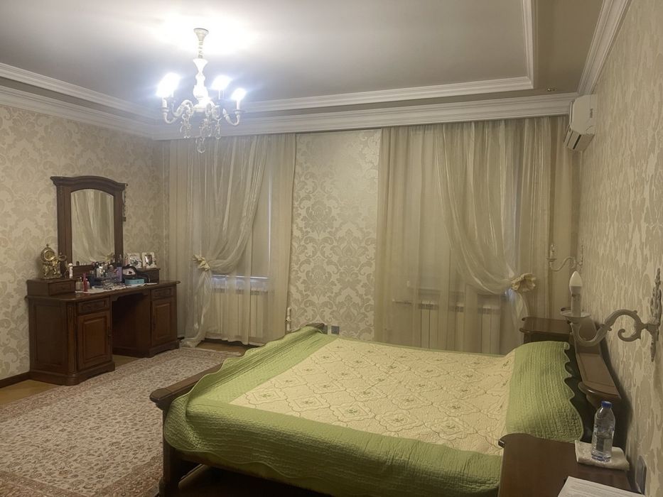 Продается квартира Мирабадский район оринтир жемчук МВД Цум   3/3/9