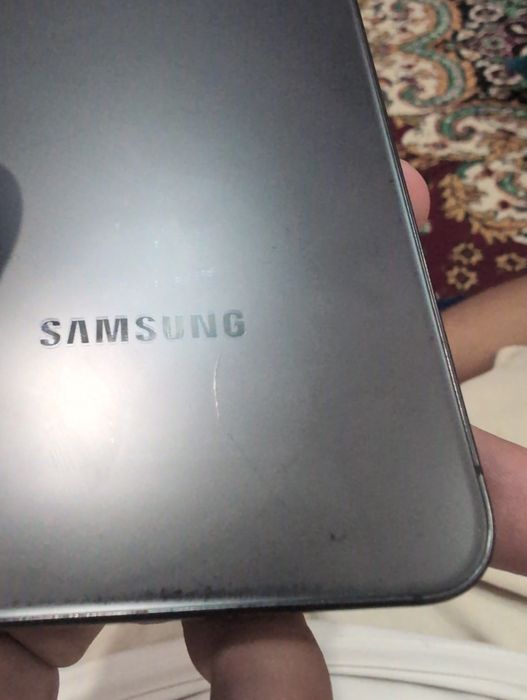 Samsung S24 128/8