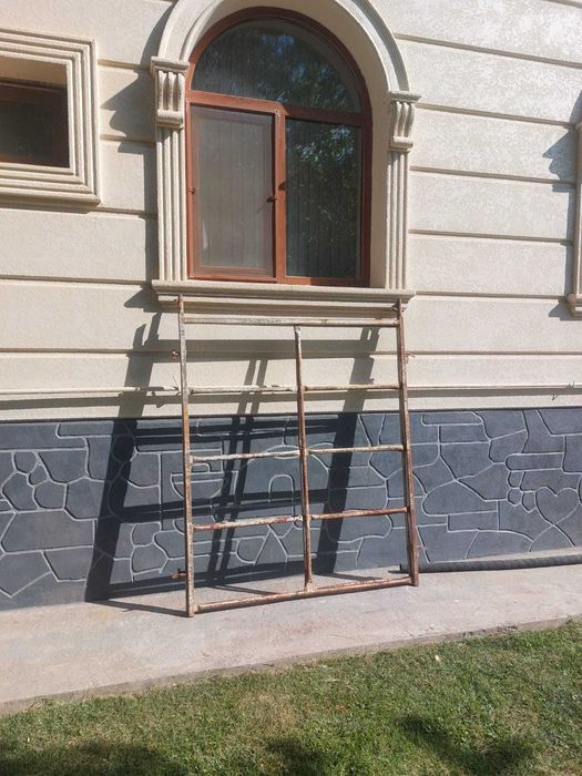 Продам строительные леса (фасадные)