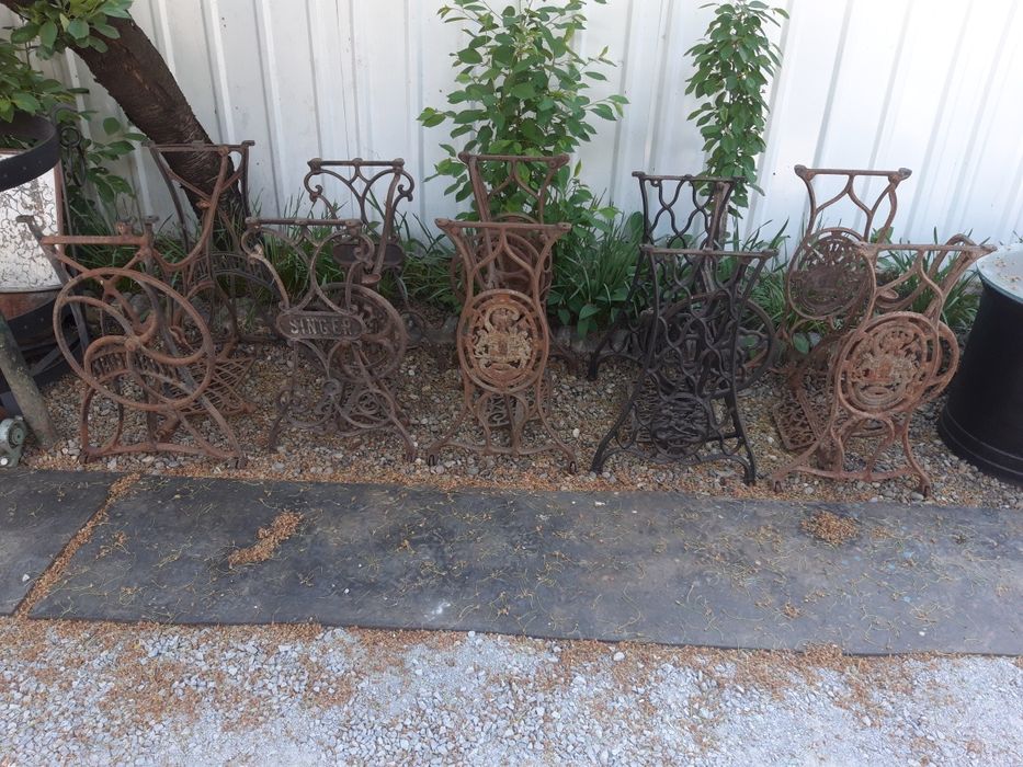 Roata fantana fonta.,cadru masina de cusut