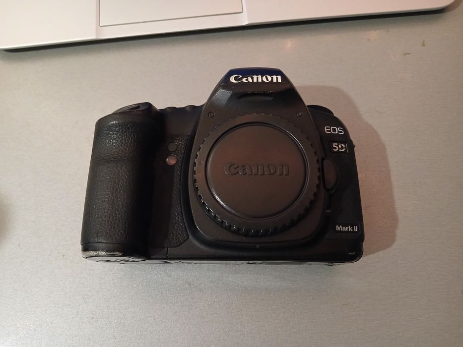 Canon 5D Mark ii 2 body