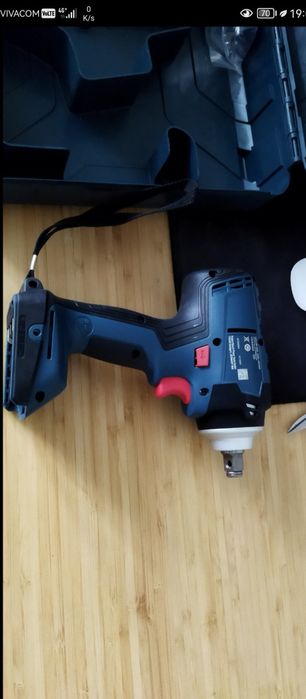 Bosch GDS 18V 400 - ударен гайковерт - чисто нов!