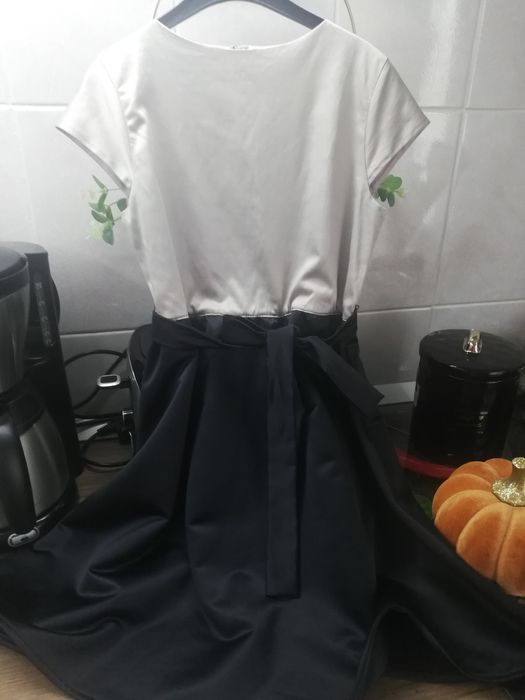 Rochie Rhea Costa pt 8-9 ani