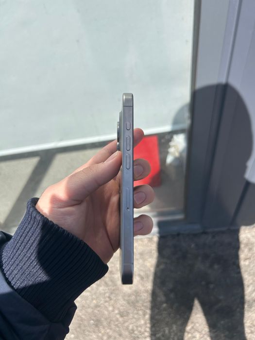 Продам Iphone 15 PRO 128GB