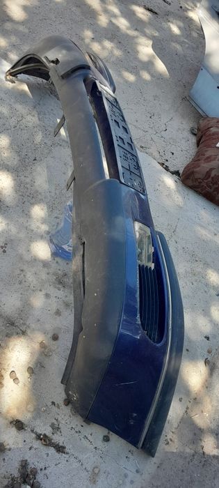 Бампер передний Опель Омега В