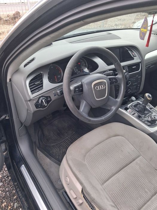 De vanzare audi a4 b8