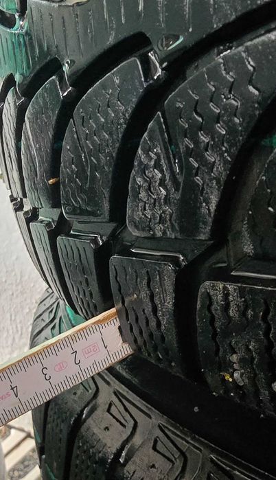 Оригинални зимни джанти Nissan 17 инча – Bridgestone Blizzak