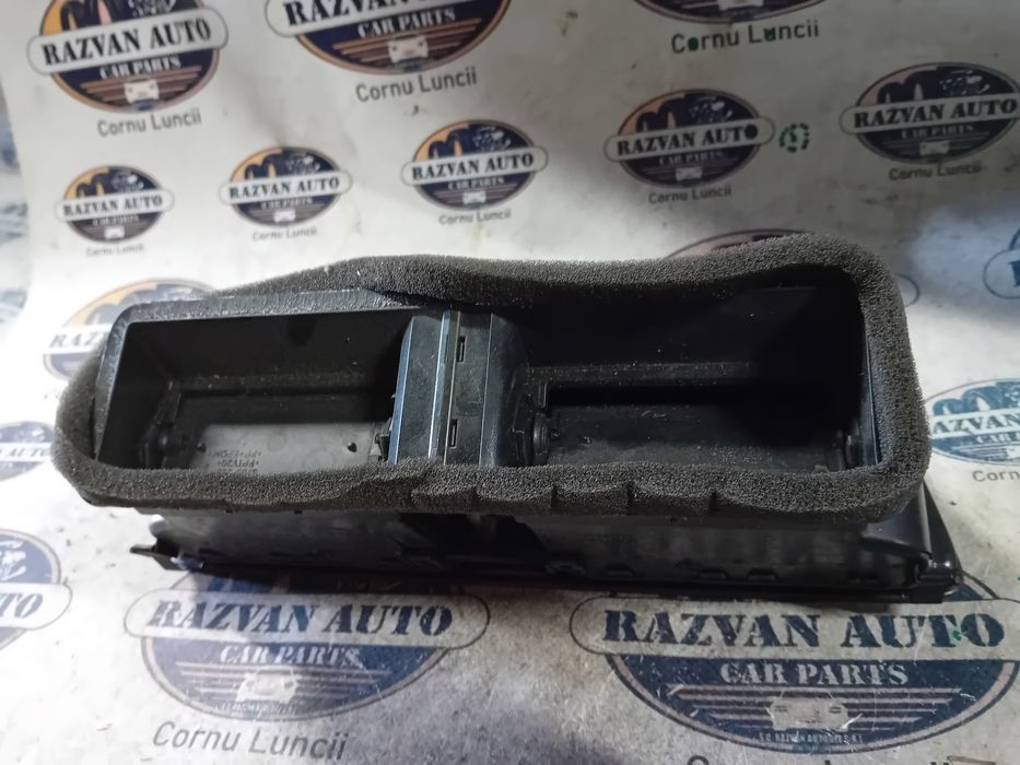 grila centrala fata volkswagen passat b6  2006