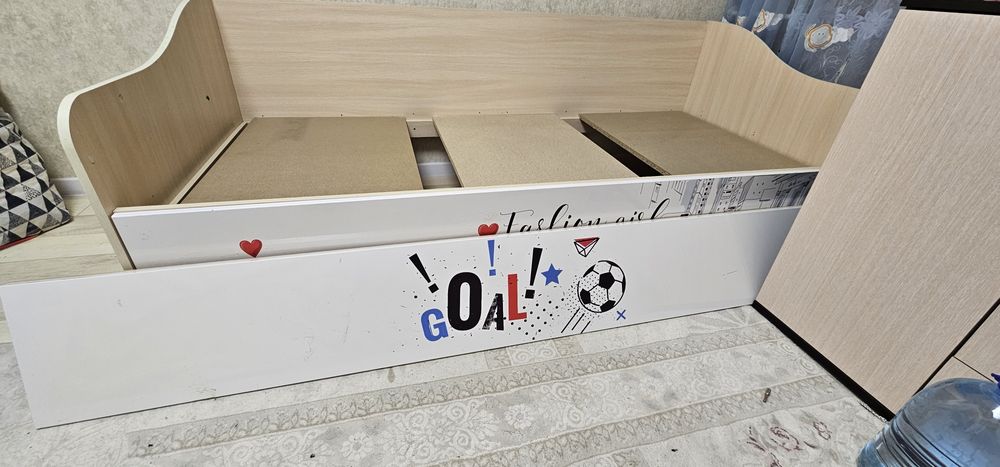 Продам кровати детские