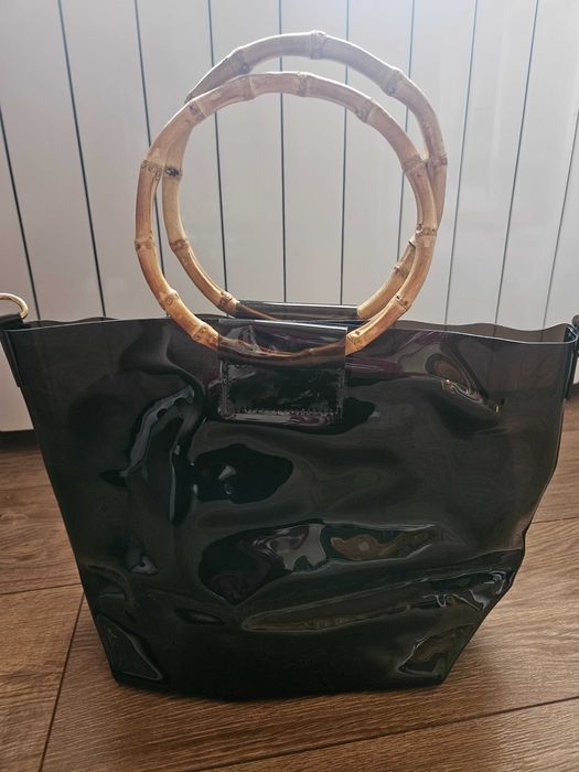 Чанти и колани. Някой нови ,други малко  ползвани.