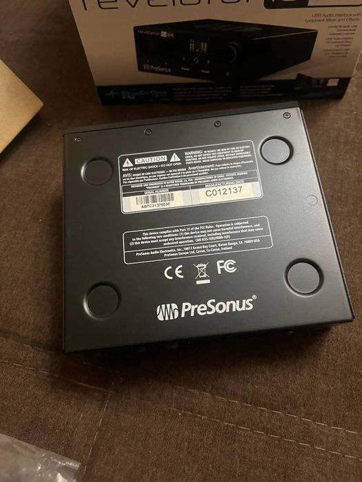 Аудио-интерфейс Presonus Revelator io24 USB