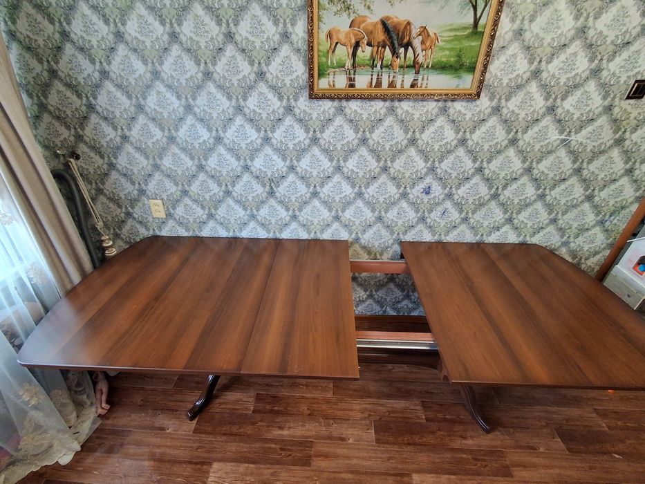 Продам стол со стульями