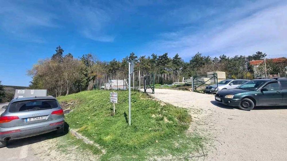 Парцел под наем