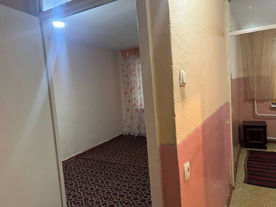 Сдается в аренду 1 ком. кв на Троицк г.Чирчик