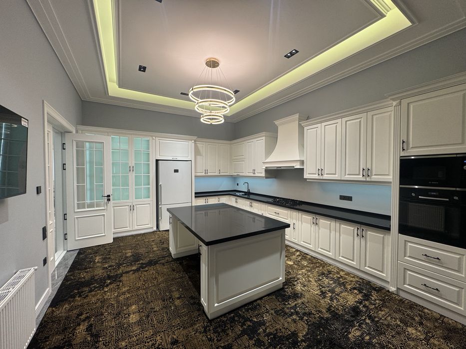 Новый Шикарный Hl-Tech дом.