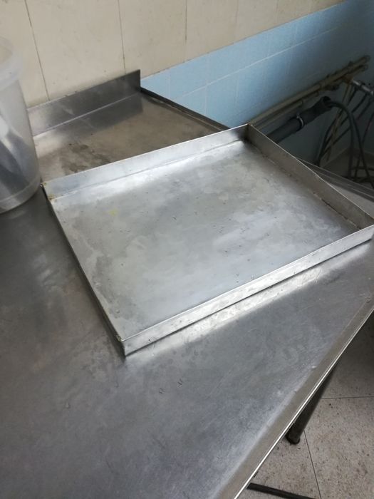 Тави за Баници  и кроасани