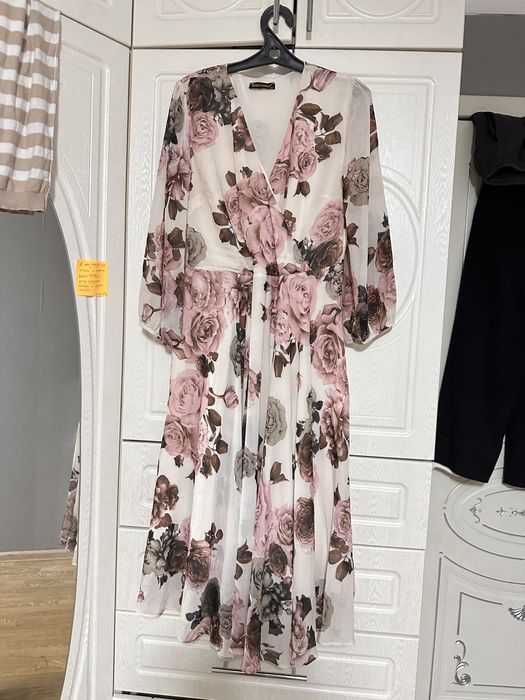 Красивые лёгкое платье