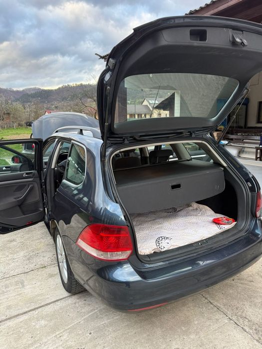 Volkswagen Golf 5 an 2009 1.9TDI