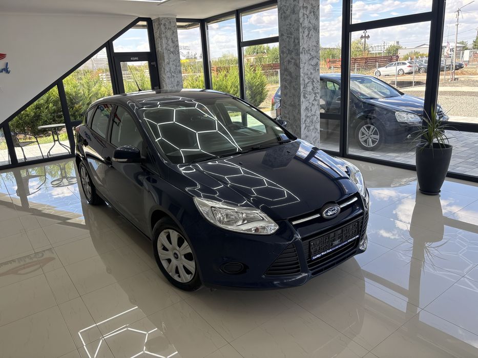FORD Focus 2014 — imagine 3
