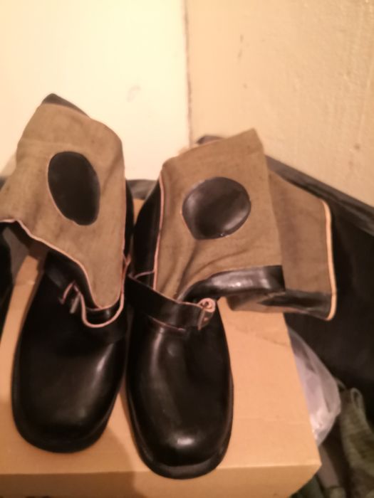 Продавам, Нови, Туристически ботуши